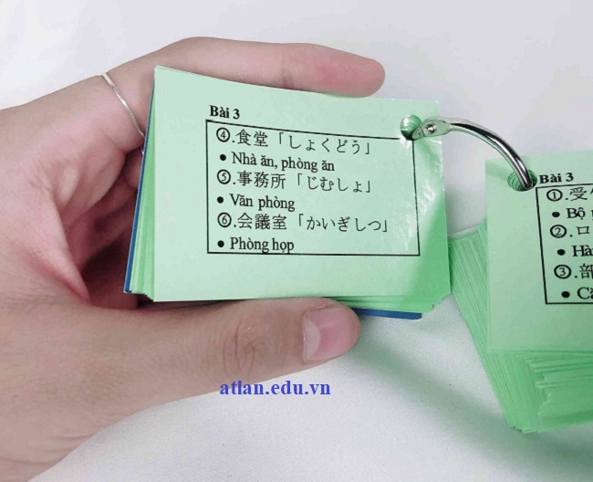 Sách Flashcard 180 Kanji N4 sẽ mang đến cho người học 200 chữ Kanji thường gặp